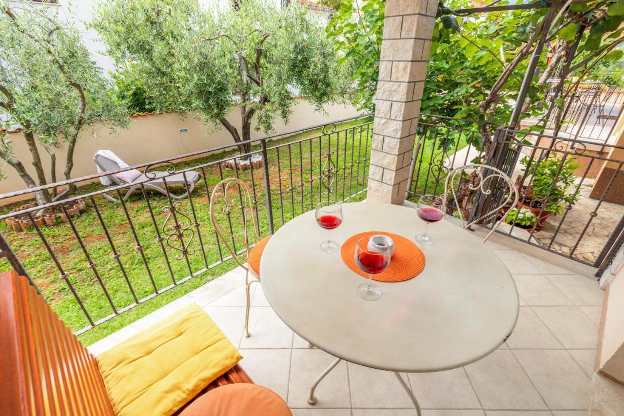 Apartments Nono Пореч Екстер'єр фото