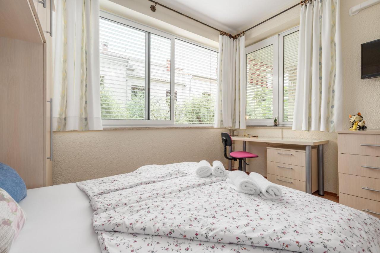 Apartments Nono Пореч Екстер'єр фото