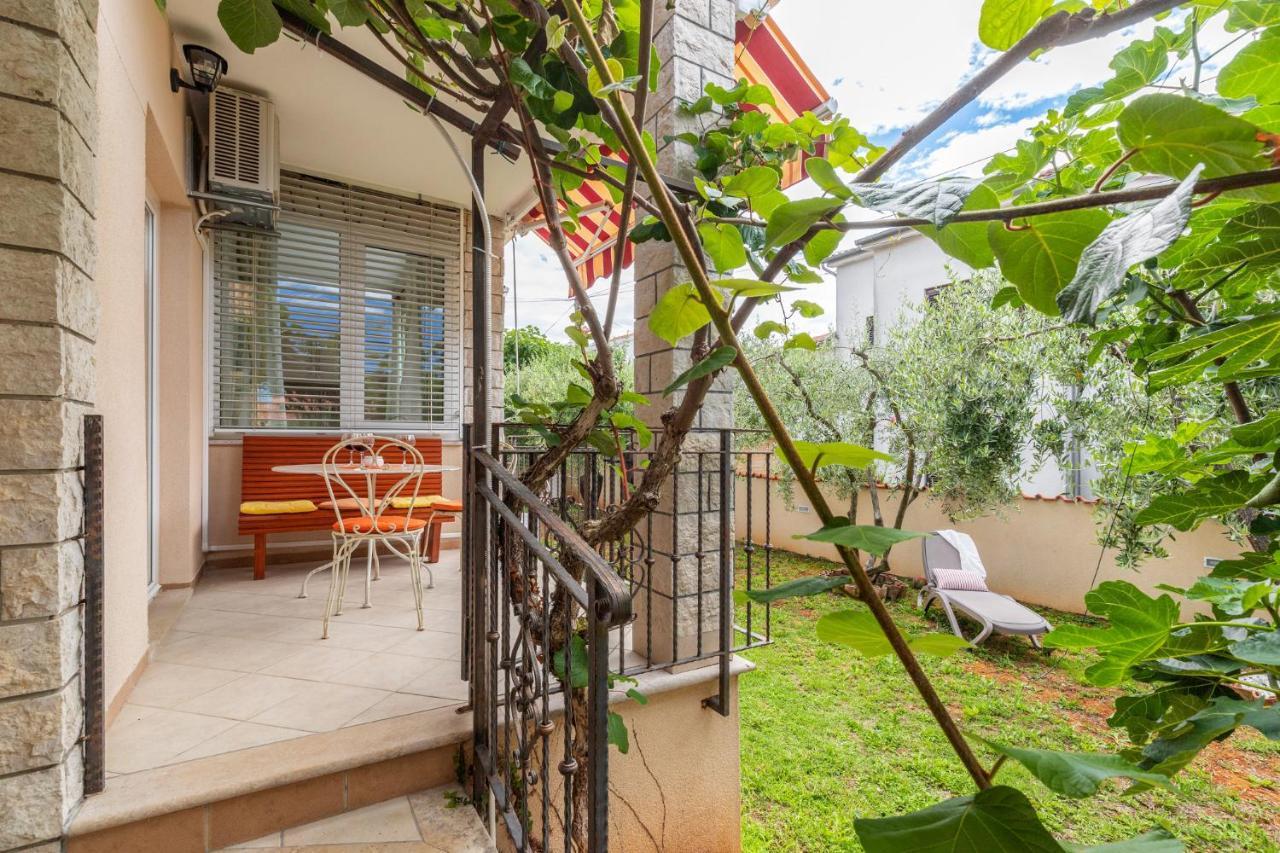 Apartments Nono Пореч Екстер'єр фото