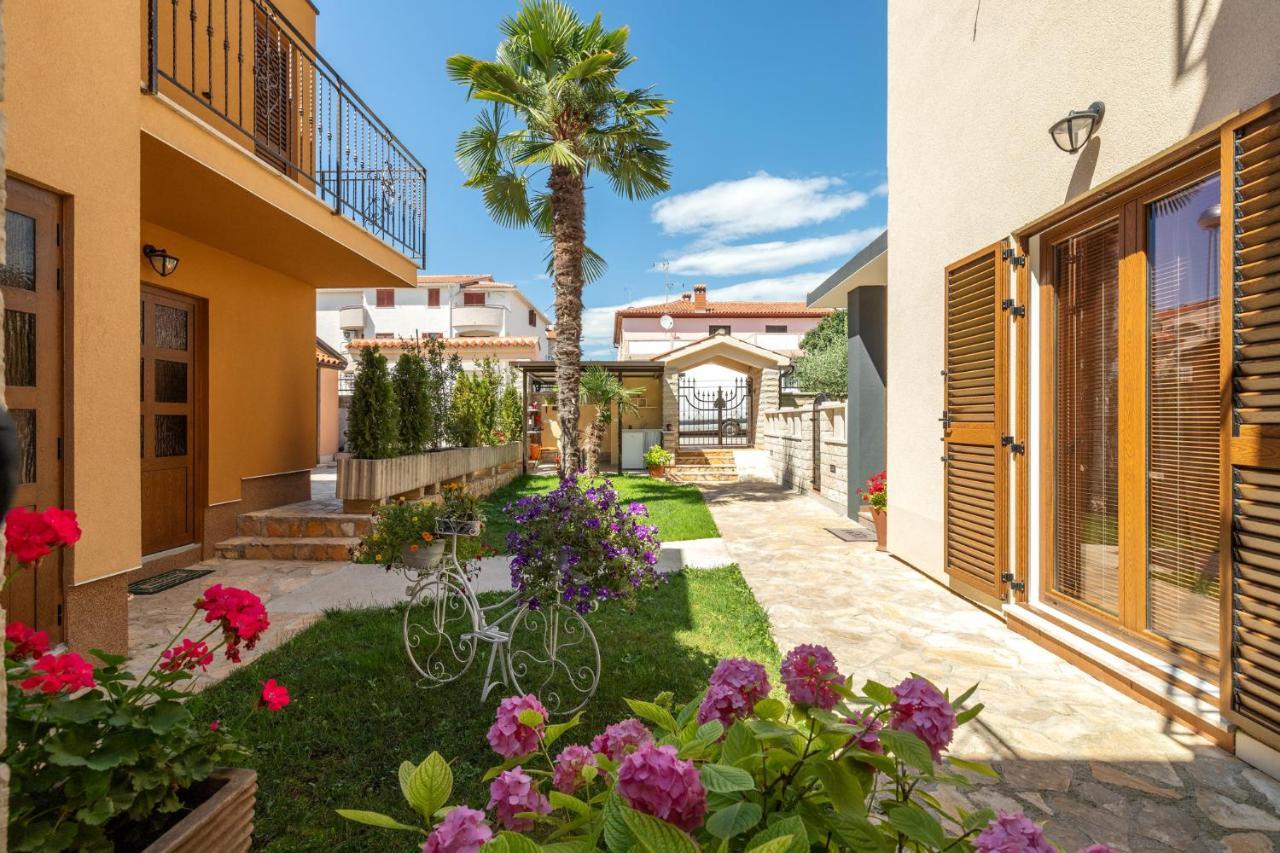 Apartments Nono Пореч Екстер'єр фото