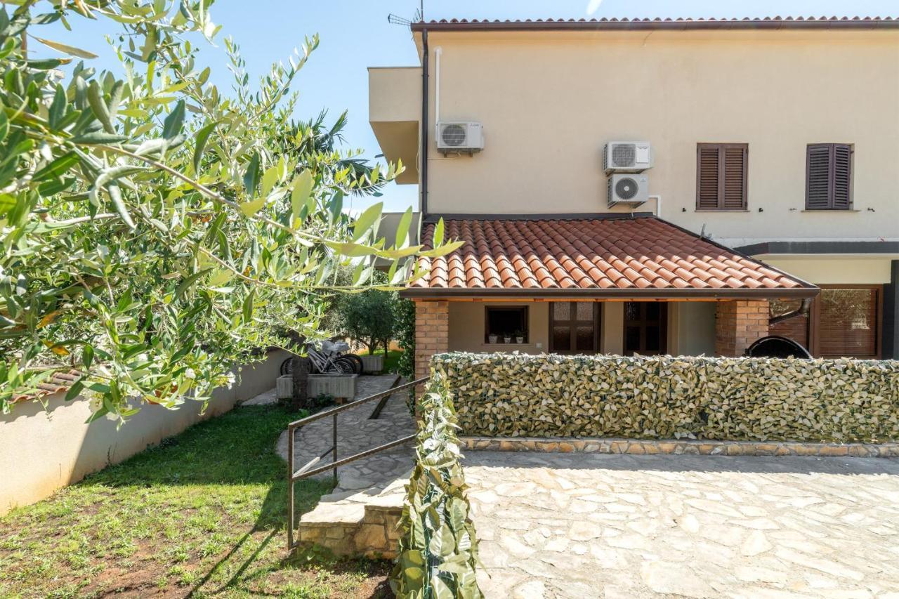 Apartments Nono Пореч Екстер'єр фото