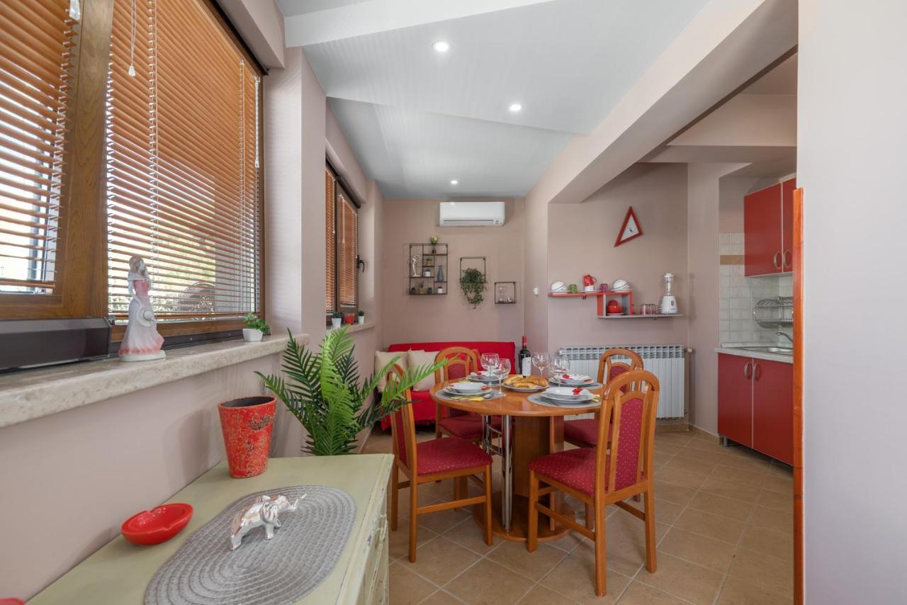 Apartments Nono Пореч Екстер'єр фото