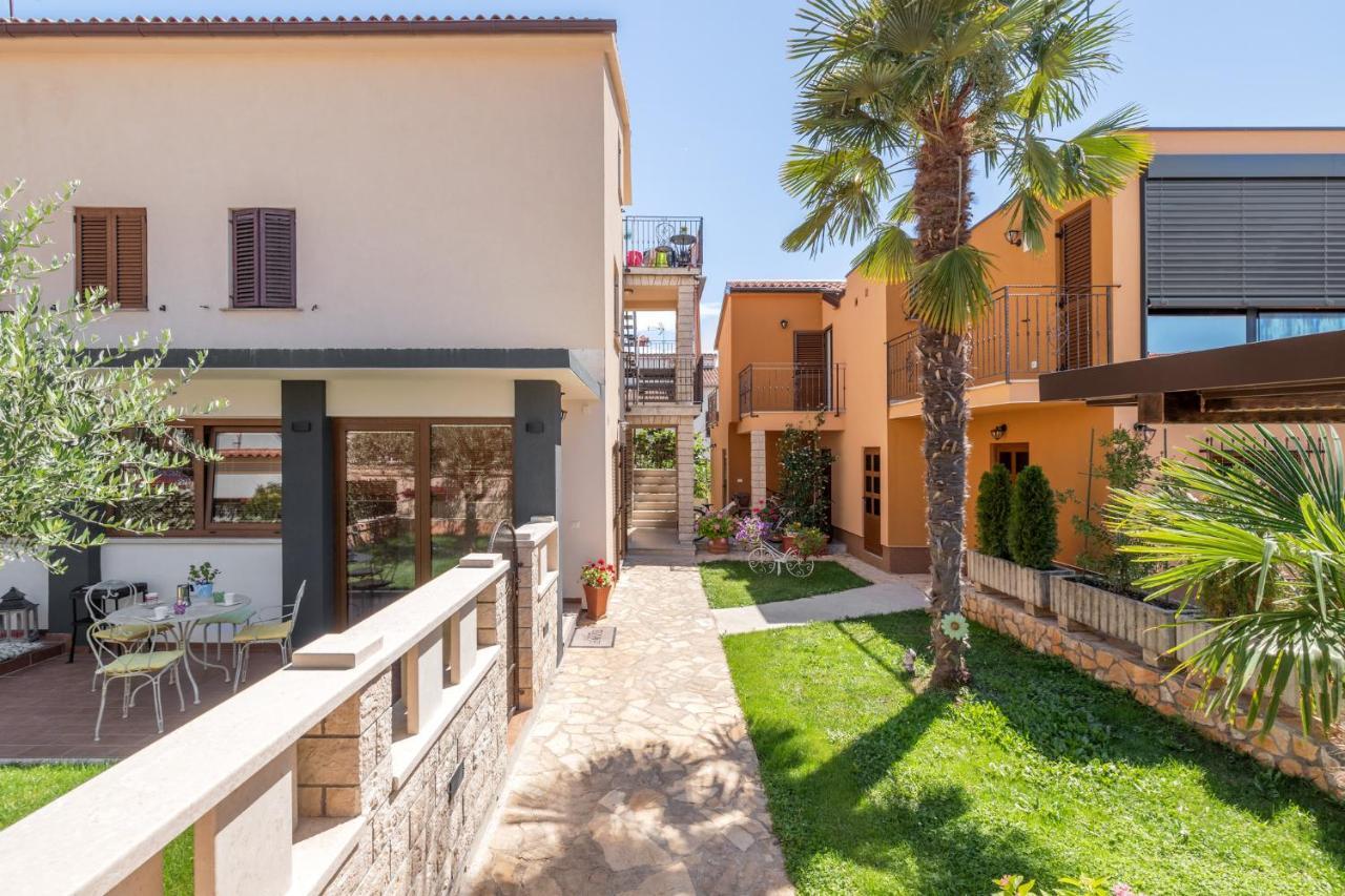 Apartments Nono Пореч Екстер'єр фото
